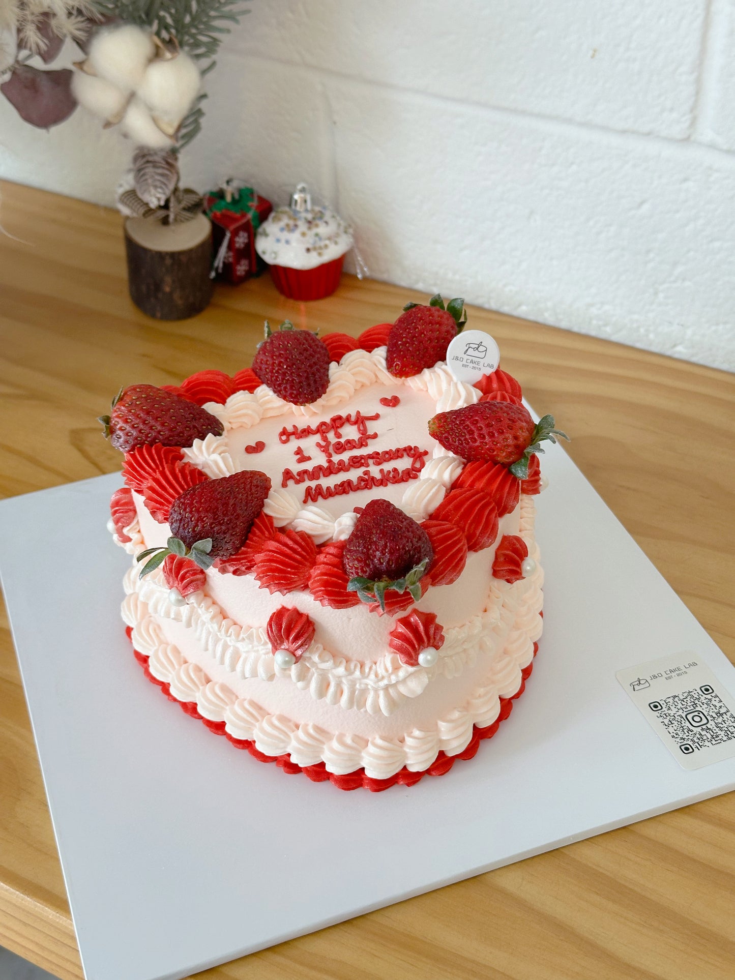 Vintage Strawberry Heart Cake