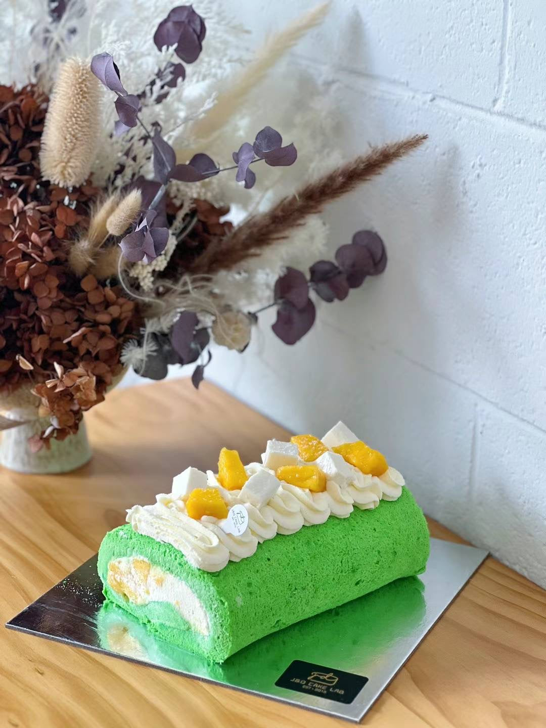 COCONUT MANGO / PANDAN COCONUT MANGO ROLL (Seasonal)